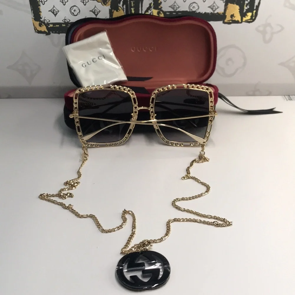 New Authentic Gucci Sunglasses Women's GG1033S 002 Gold Necklace Chain 57-21-215